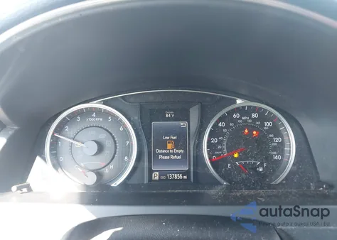 2015 Toyota Camry Se z USA, uszkodzony, nr VIN 4T1BF1FK4FU481406